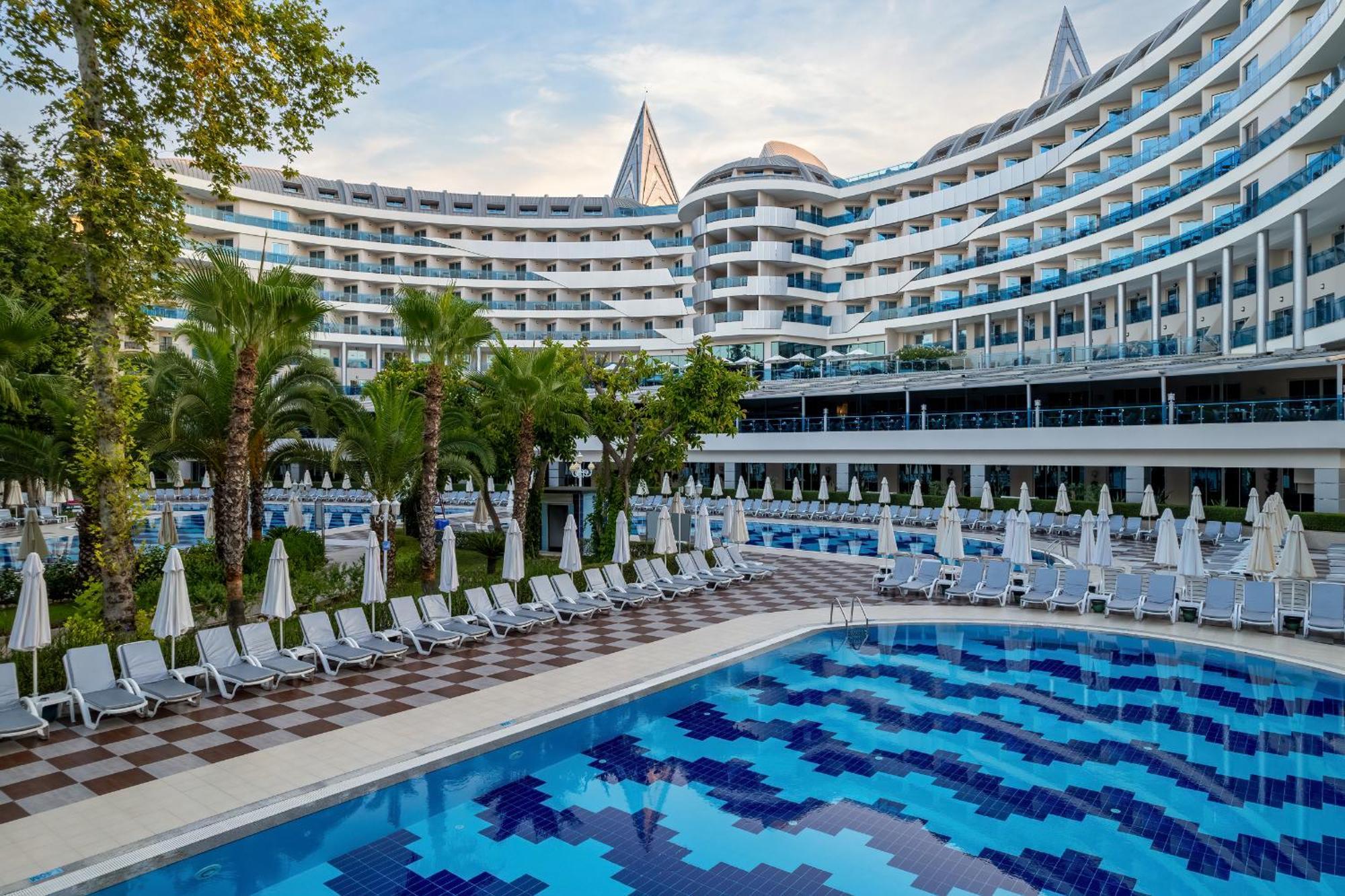 Botanik Platinum Hotel Okurcalar Luaran gambar