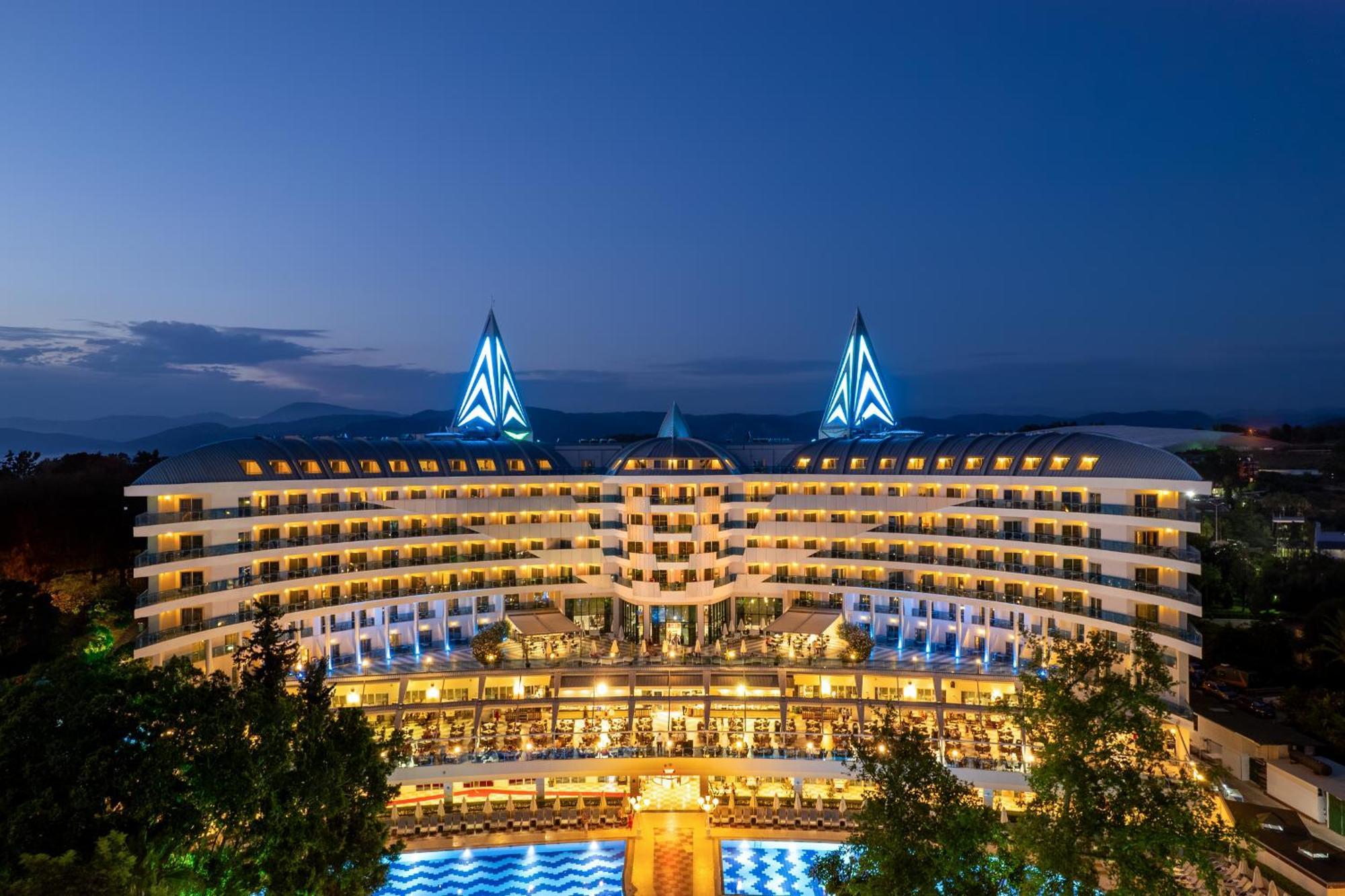 Botanik Platinum Hotel Okurcalar Luaran gambar